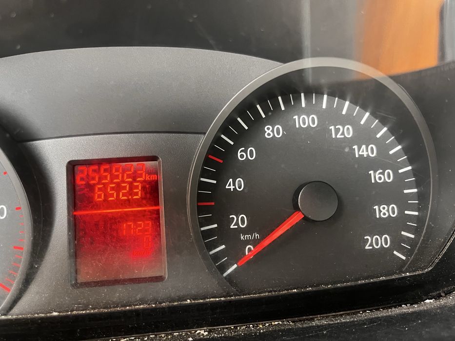 Бус VW CRAFTER 2.5