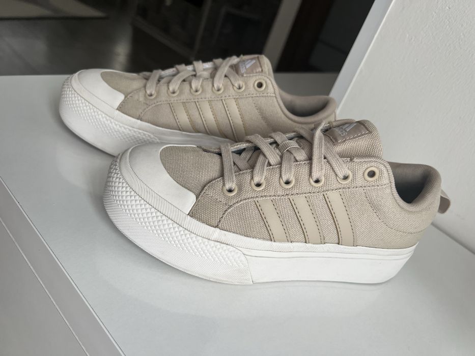 Уникални кецове Адидас 36 2/3