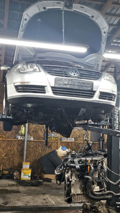 Bara Fata Aripa aripi capota R Line praguri vw Passat B6