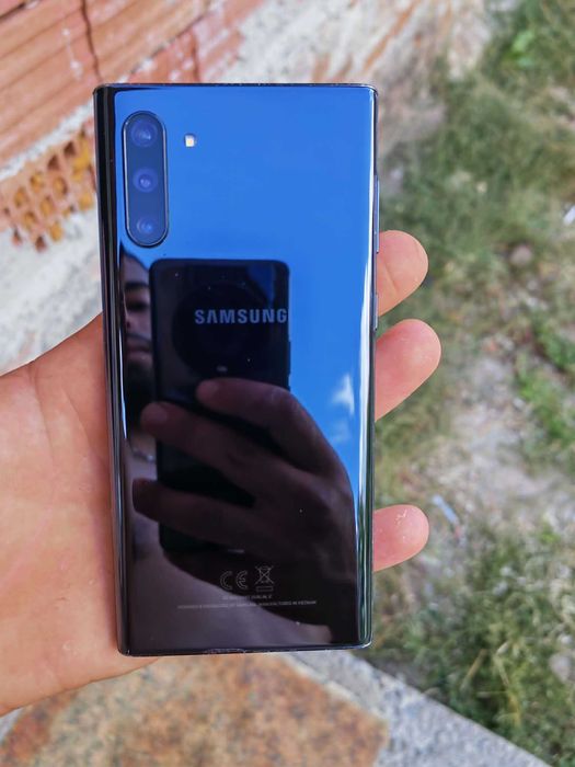 Телефон Samsung note10