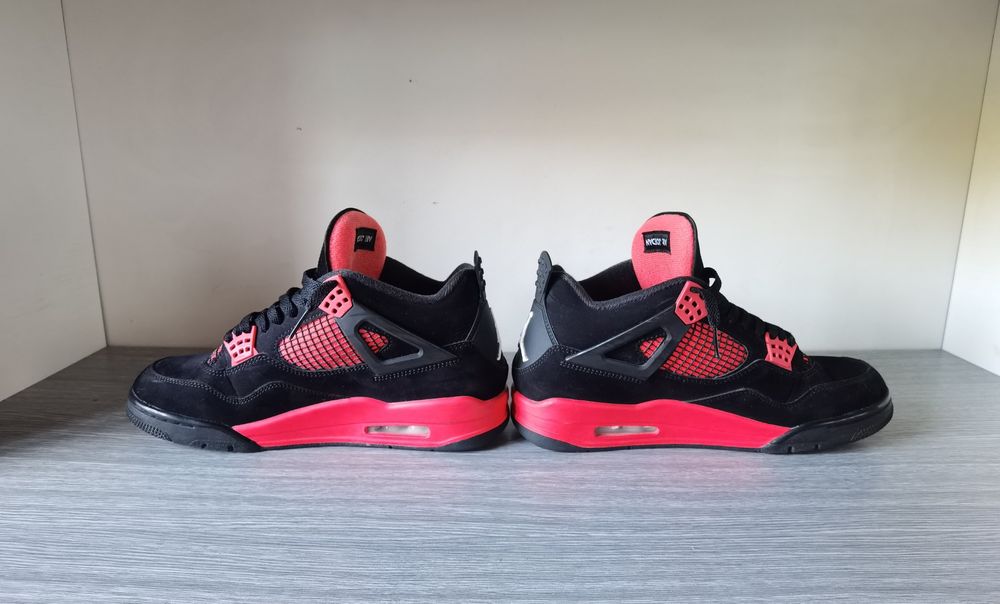 Jordan 4 red thunder