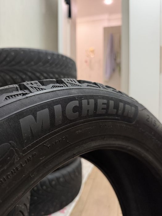 Michelin зима ( 215/55/17 )
