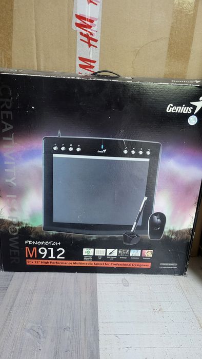 графический планшет Genius M912