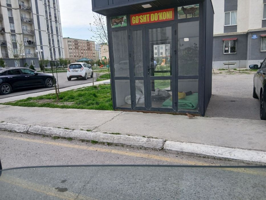 Будка для мясного магазина