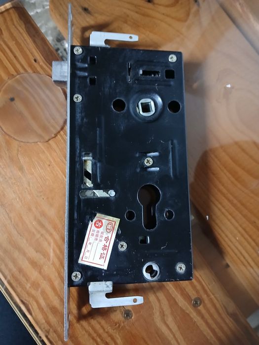 Новый дверной замок