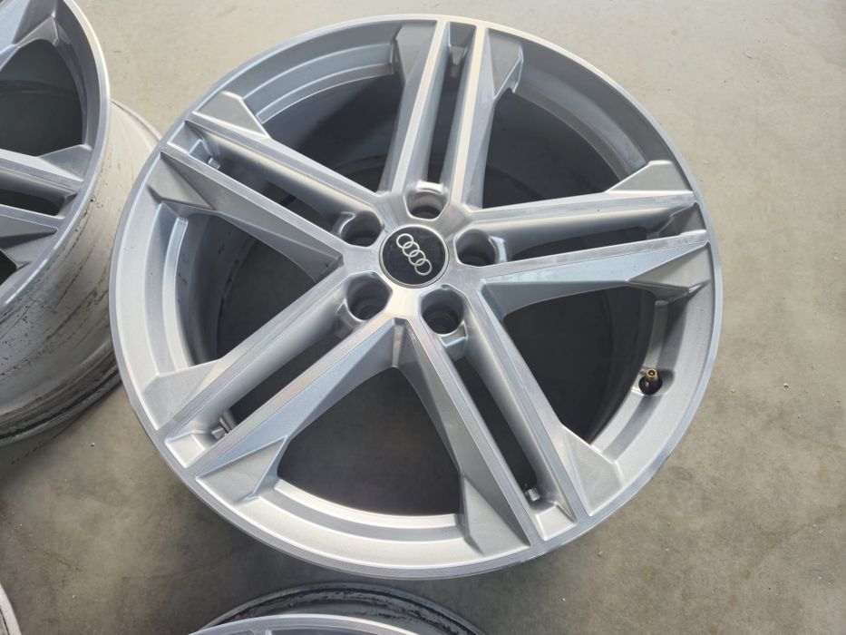 Jante Audi Q5 A6 A4 R19 originale stare foarte buna