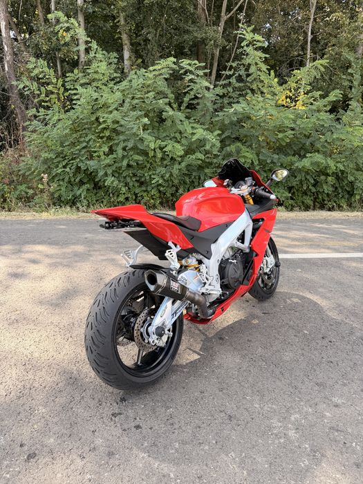 Aprilia RSV4 APRC