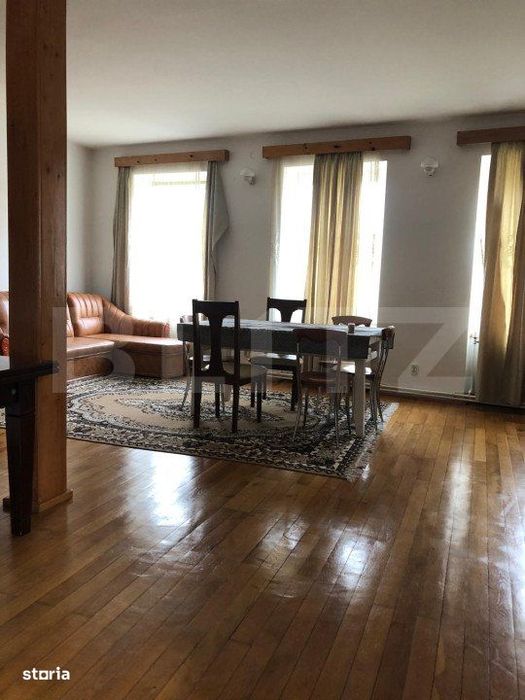 Casa de vanzare, cu 7 camere, 350 mp u & 2850 mp teren