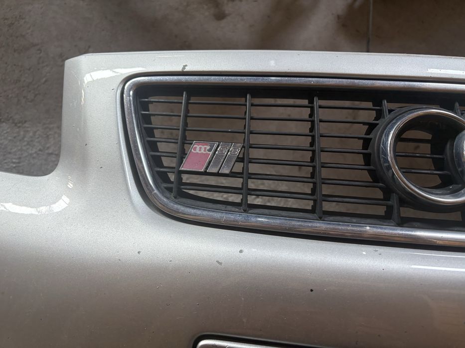 Предна броня ауди ес3 с3 s3 audi 8l