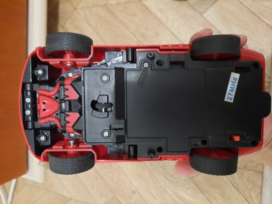 Машинка робот с управлением