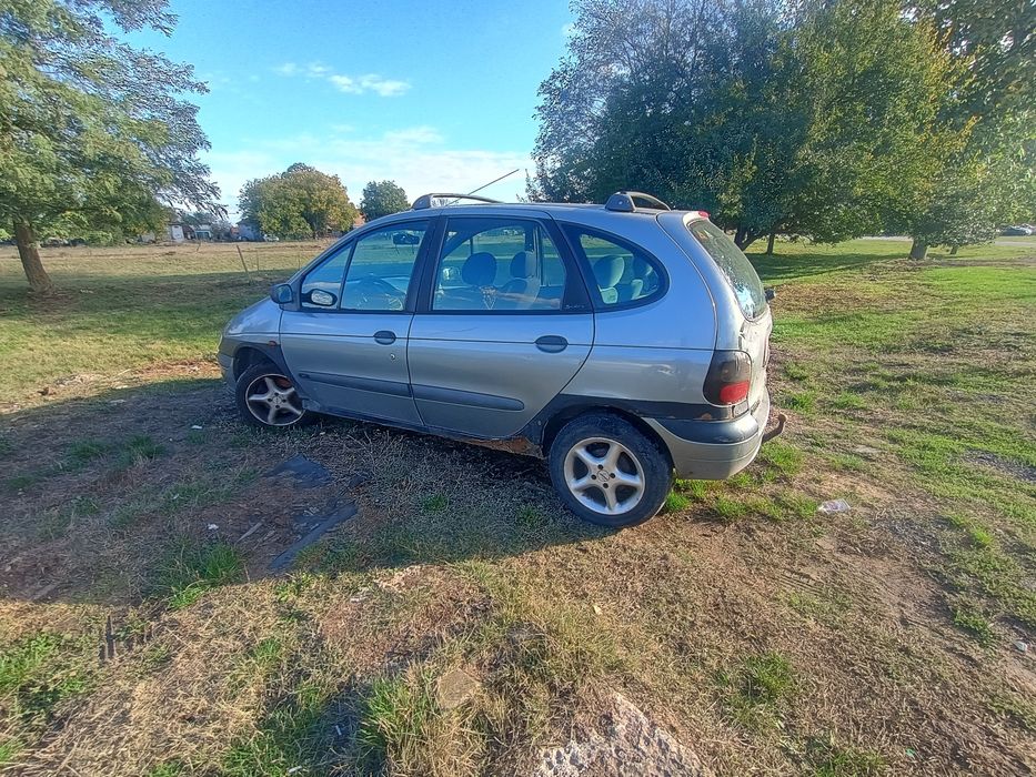 Рено Меган Сценик 1.6 90кс