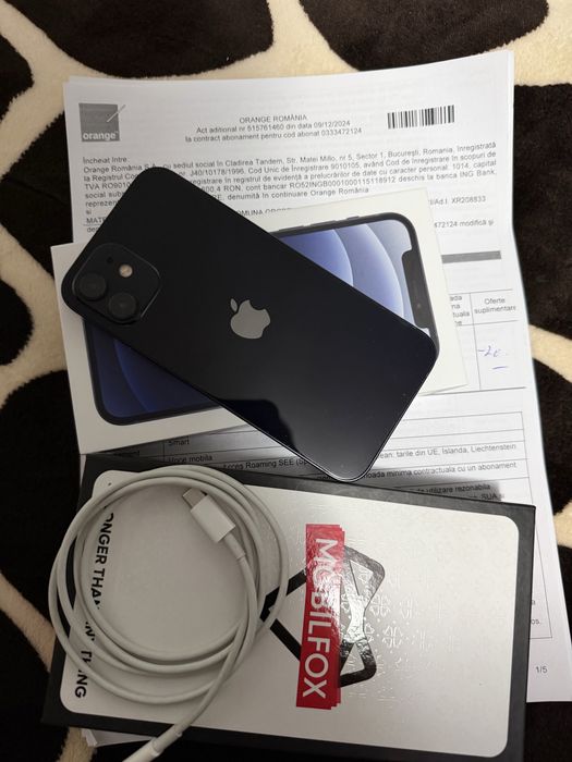 Iphone 12 black 86 baterie