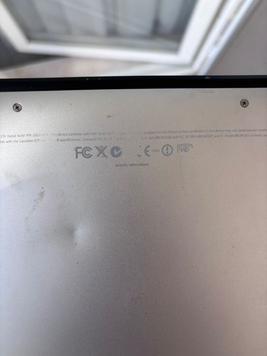 Лаптоп Apple Macbook 2009