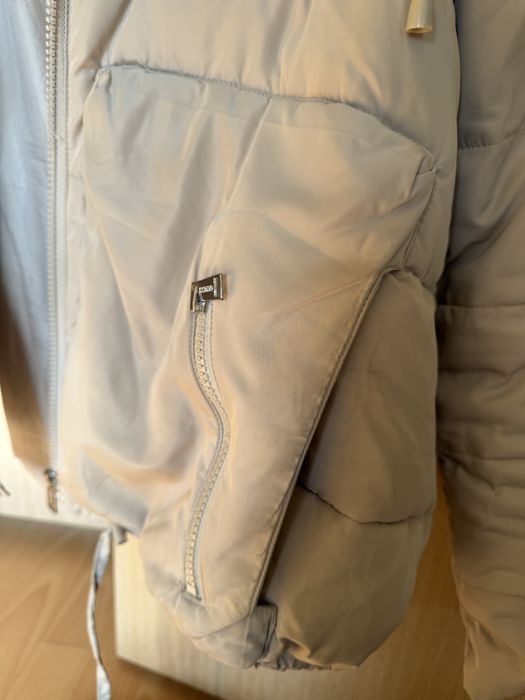 Дамско зимно яке Guess