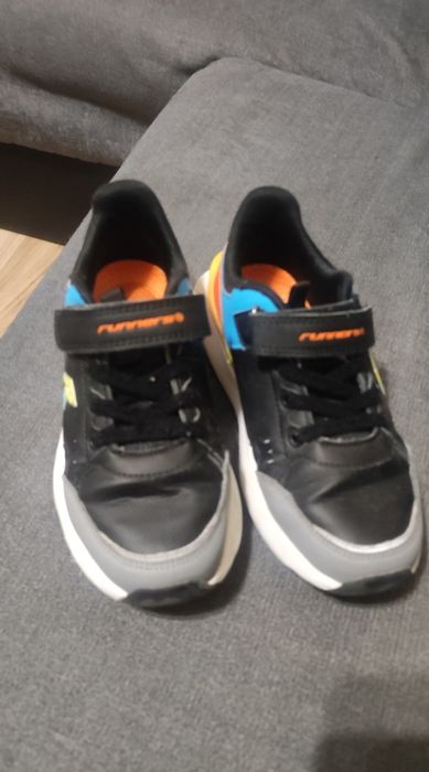 Маратонки за момче 31 и 32 номер