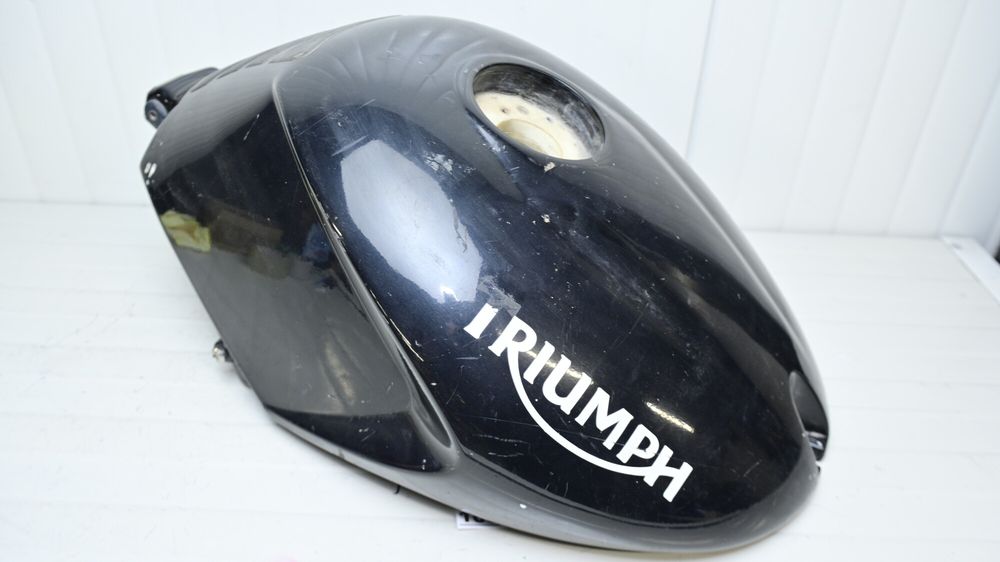 Rezervor Combustibil Benzina Triumph SpeedTriple 1050 2005 - 2007
