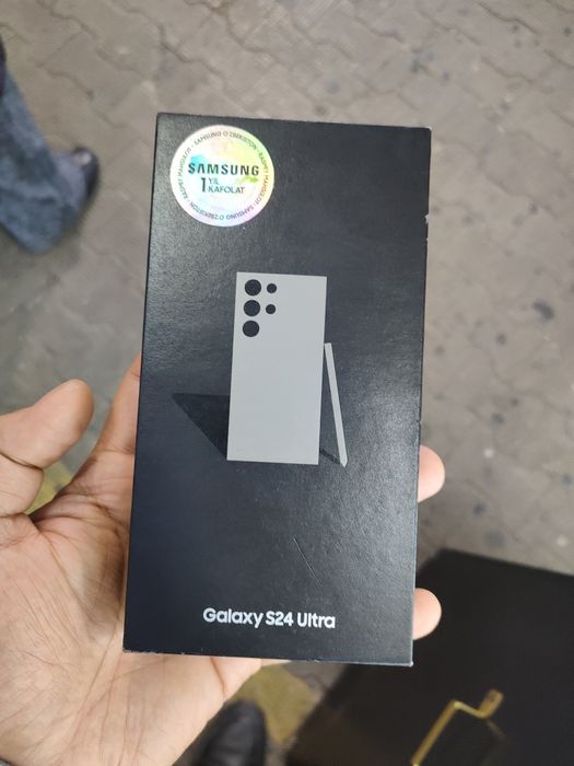 Samsung S24 ultra 12/256