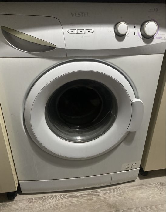 Продам стиральную машину