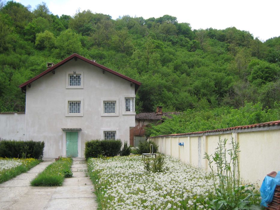 Продава се Къща в София, Градина - 246 кв.м за 1139 €/кв.м - Снимка #9