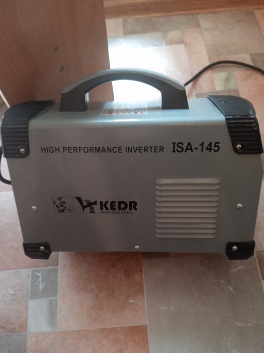 Сварочный аппарат апсолютно новый.