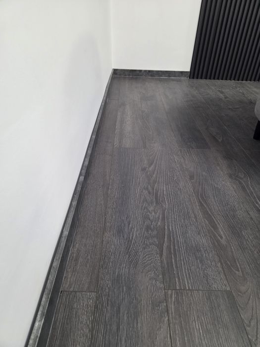 Продажба доставка и монтаж на ламиниран паркет