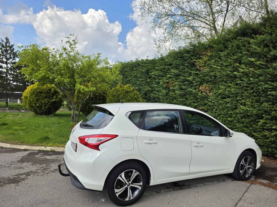 Продавам Nissan Pulsar 1.2