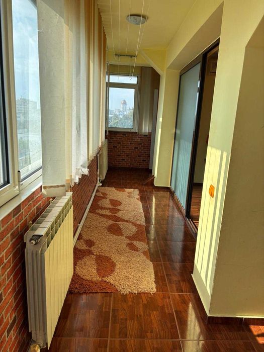 Apartament 2 camere, util 54 mp + balcon 9 mp, Centrul Civic Brăila