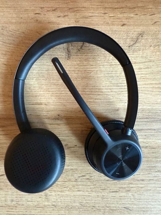 Безжични слушалки HP Poly VOYAGER 4320, USB-A