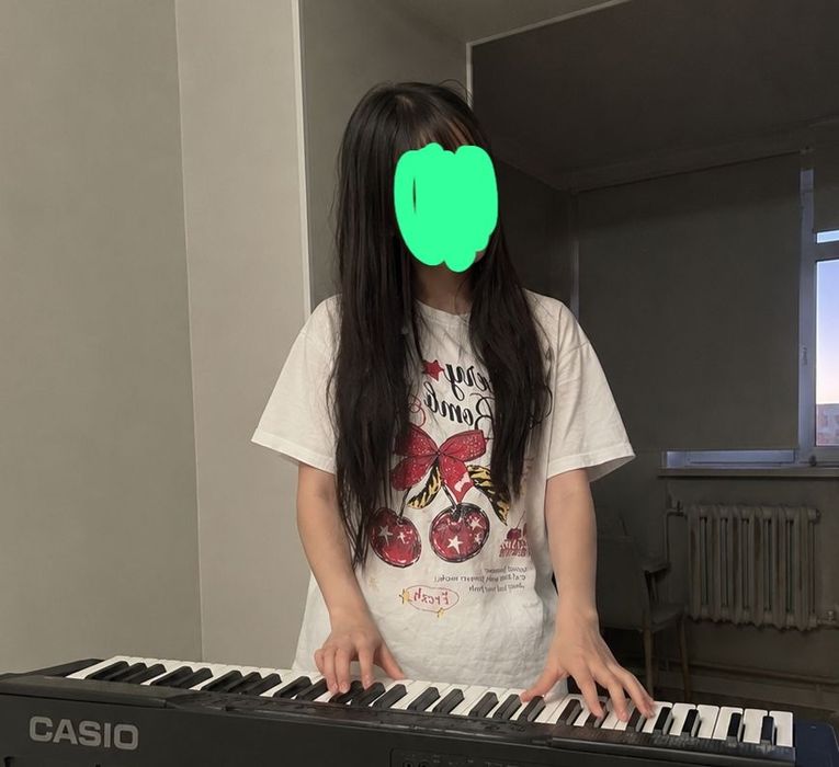 Синтезатор Casio LK-136