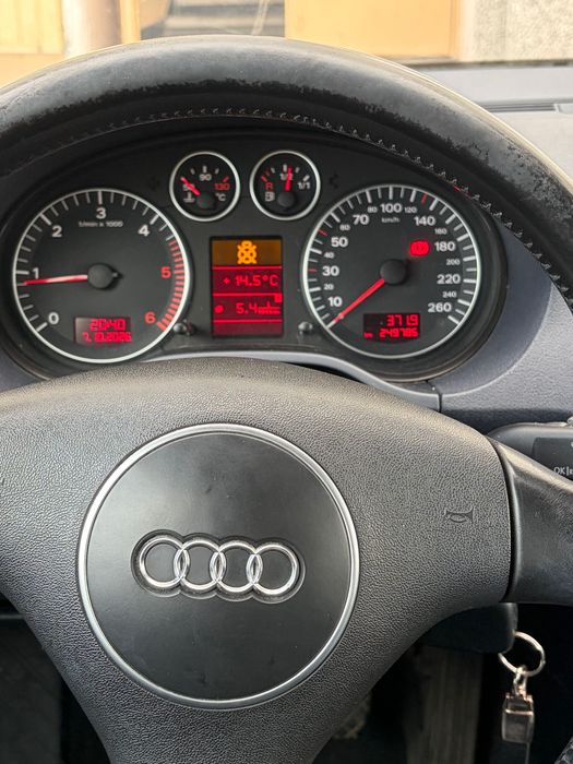 Ауди А3 2.0tdi 140 к.с