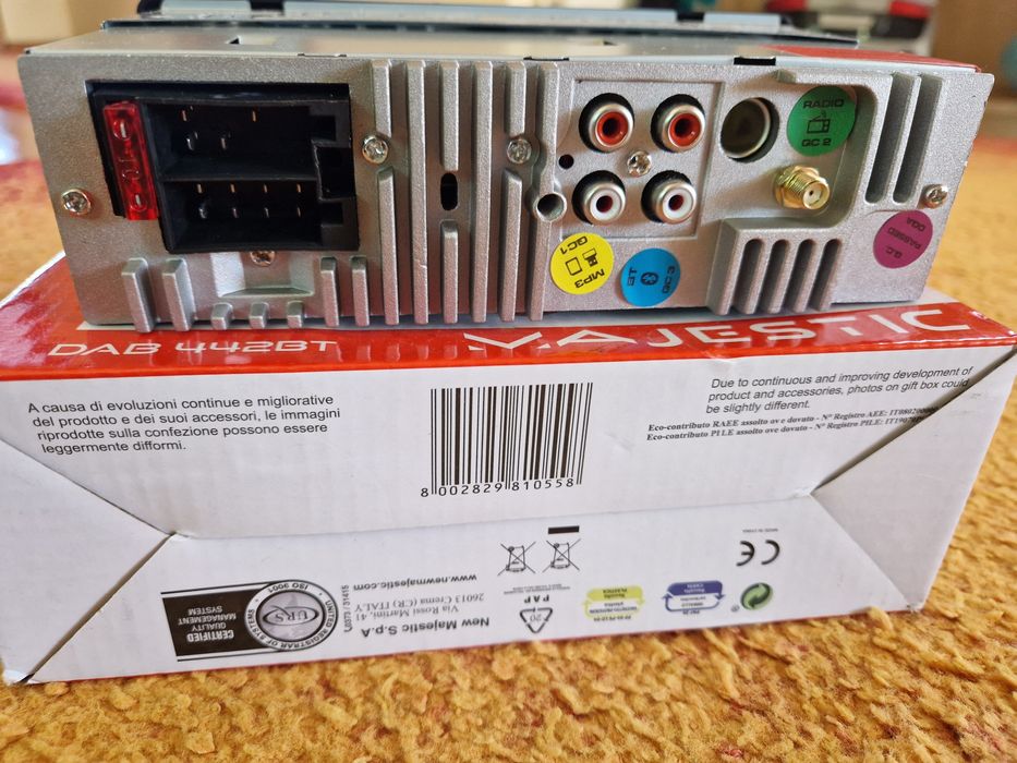 Radio auto Majestic