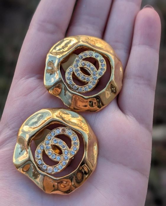 Cercei infinit vechi placati cu aur si zirconii