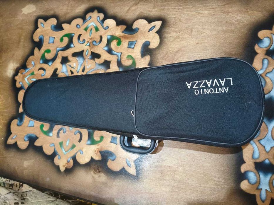 Скрипка "Antonio Lavazza" 1/2