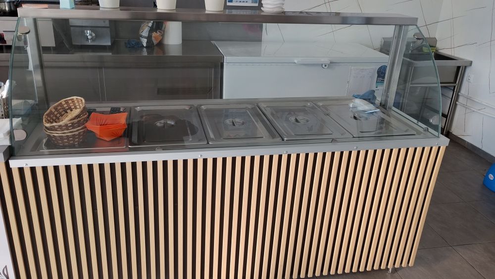 Топла витрина Бен Мари с 5 гастро норми.