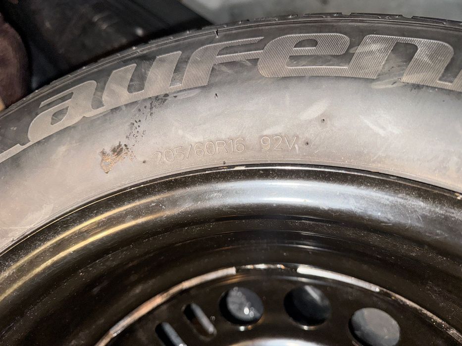 Гума с джанта 205/60/16