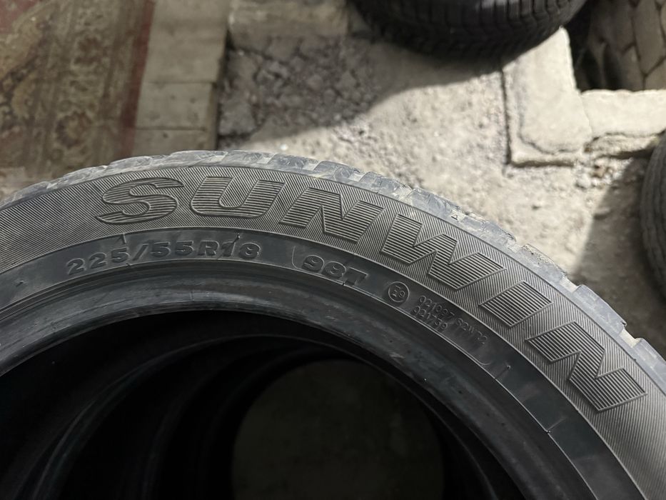 Продам  шины 225/55/18