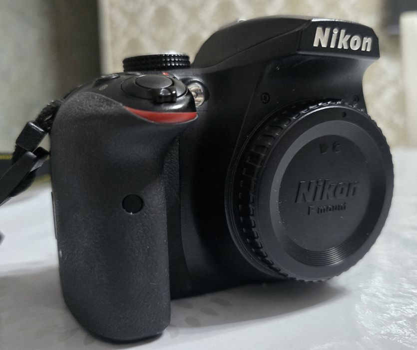 Продаются Nikon D3400