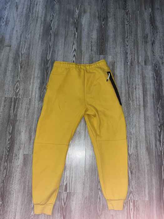 Nike tech fleece