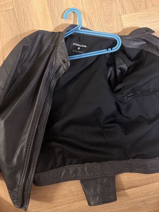 OFERTA//OFERTA vand geaca de piele STRELLSON