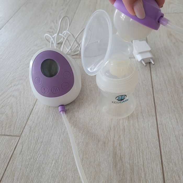 Vând pompă electrică pentru sân, marca Kidscare