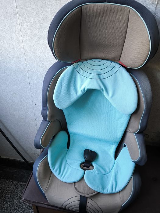 Детско столче за кола