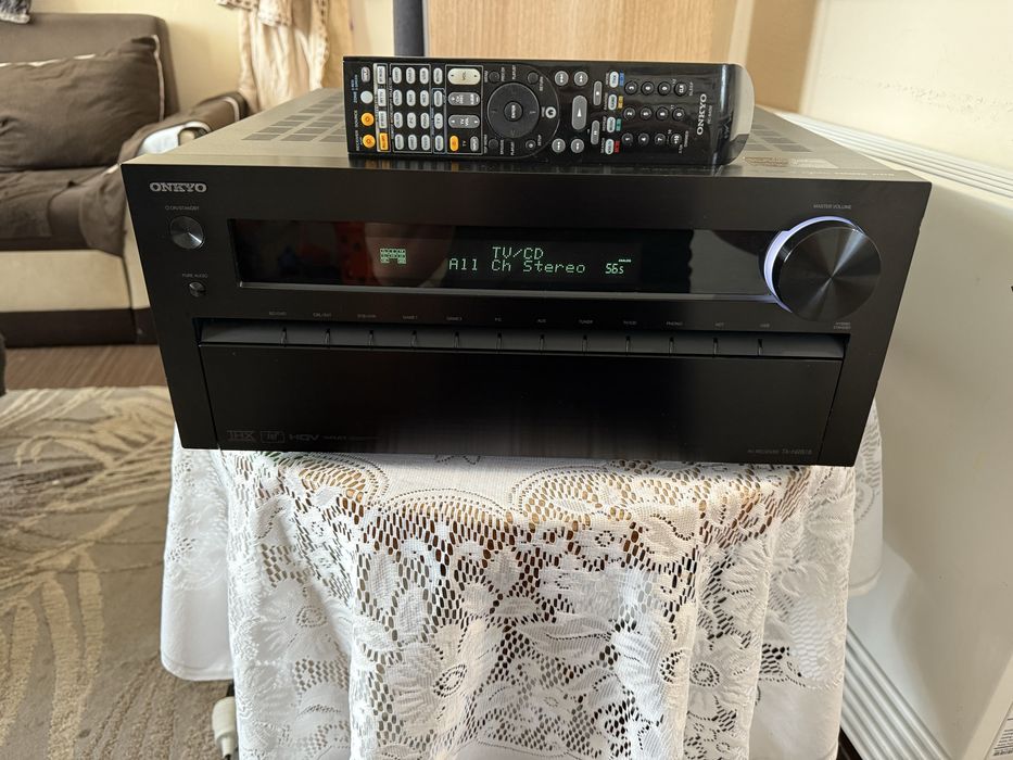 Onkyo TX-NR818 Качествен ресивър