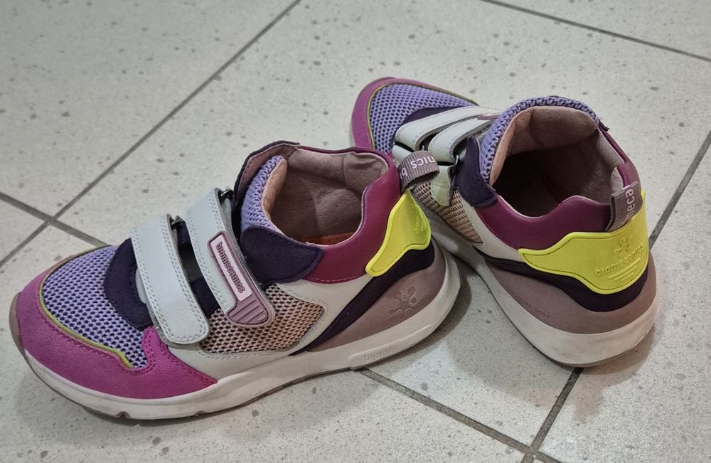 Pantofi sport Biomecanics mărimea 31 - Piele, Ergonomici, Stare Excele