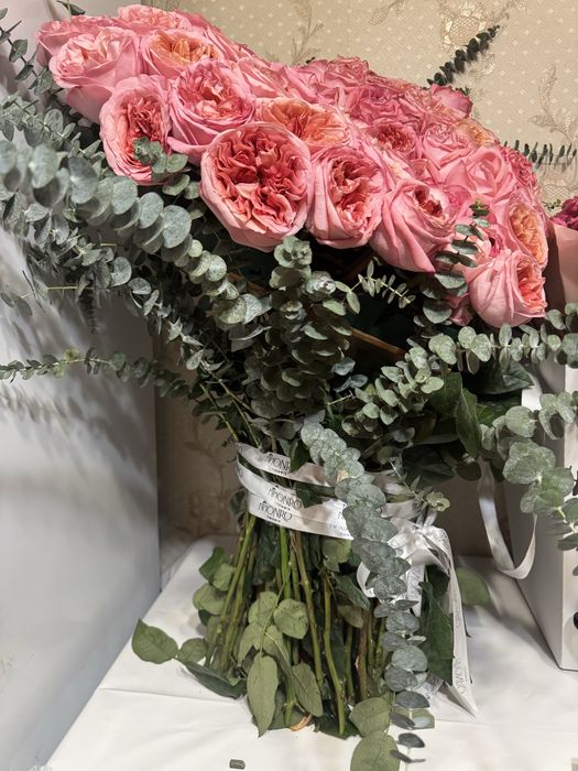 Цветы розы 59 штук мкр талас