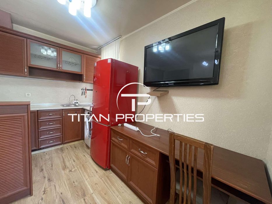 Дава се под наем Тристаен апартамент в Варна, Цветен квартал - 65 кв.м за 600 € - Снимка #2