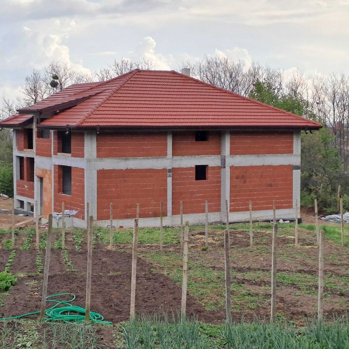 Груб строеж Покриви Къщи до ключ -Строителни услуги ремонти