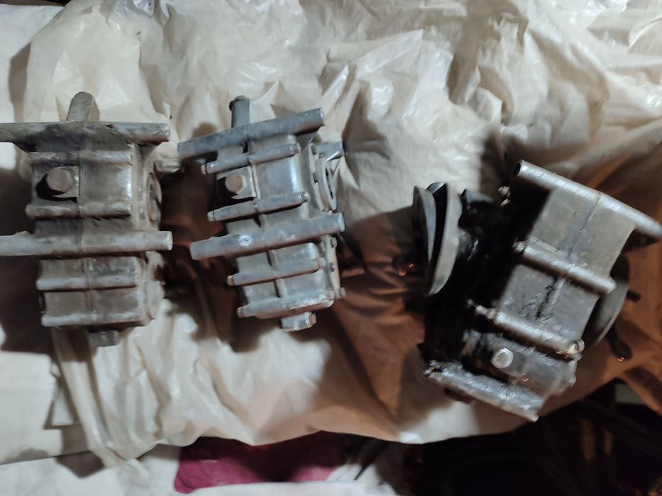 Продам редуктор от мотороллера "муравья".