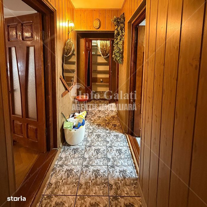 | Apartament cu 4 camere | CENTRU, Fata pe Valuri | 77.000 Euro |