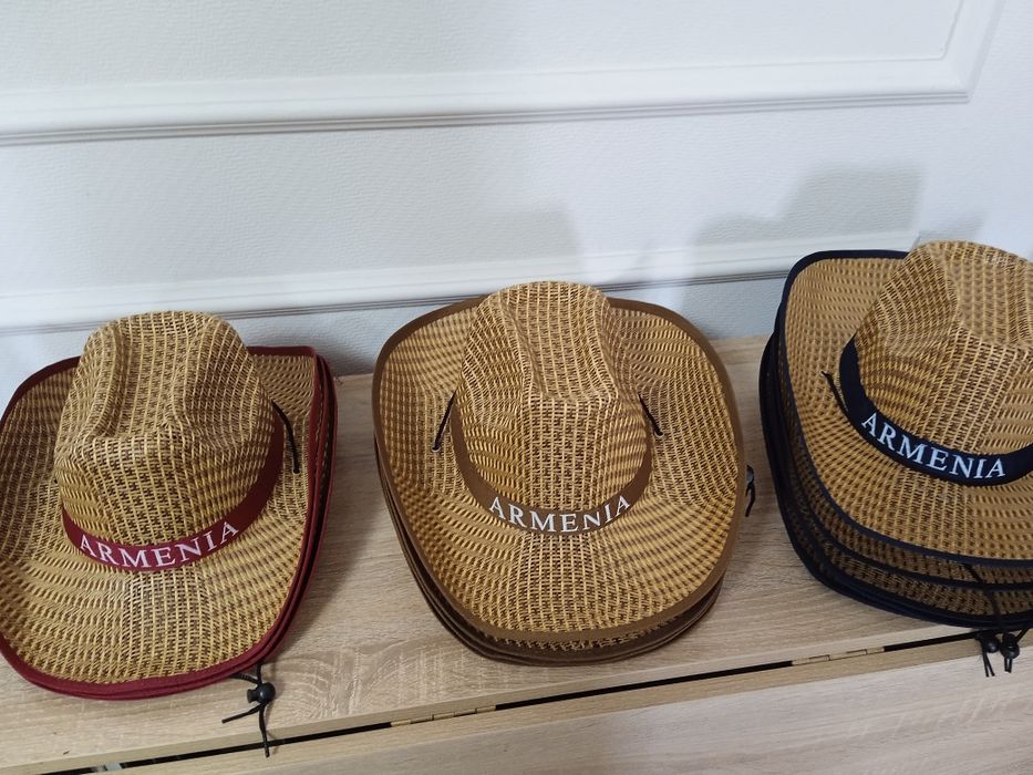 Шляпы продам супер отличные..