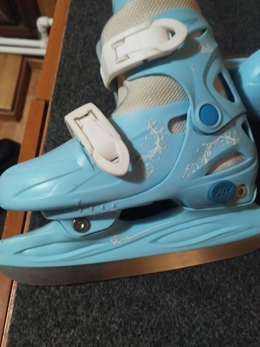 Коньки детские .